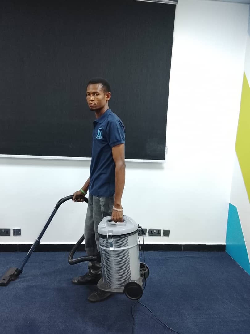 TEEQUAD janitorial team carpet cleaning
